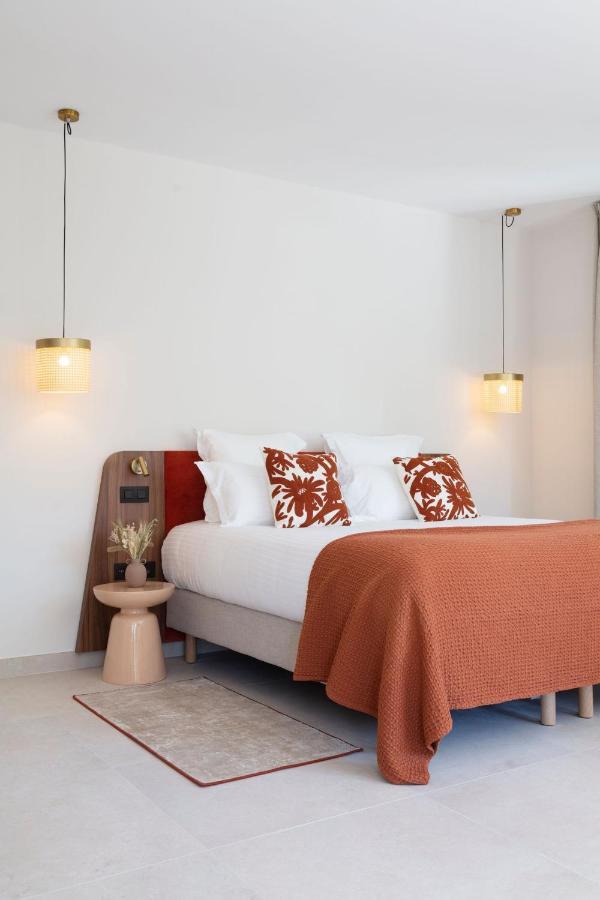 Hotel Et Restaurant La Bastide Bourrelly - Mathias Dandine Cabries Ngoại thất bức ảnh