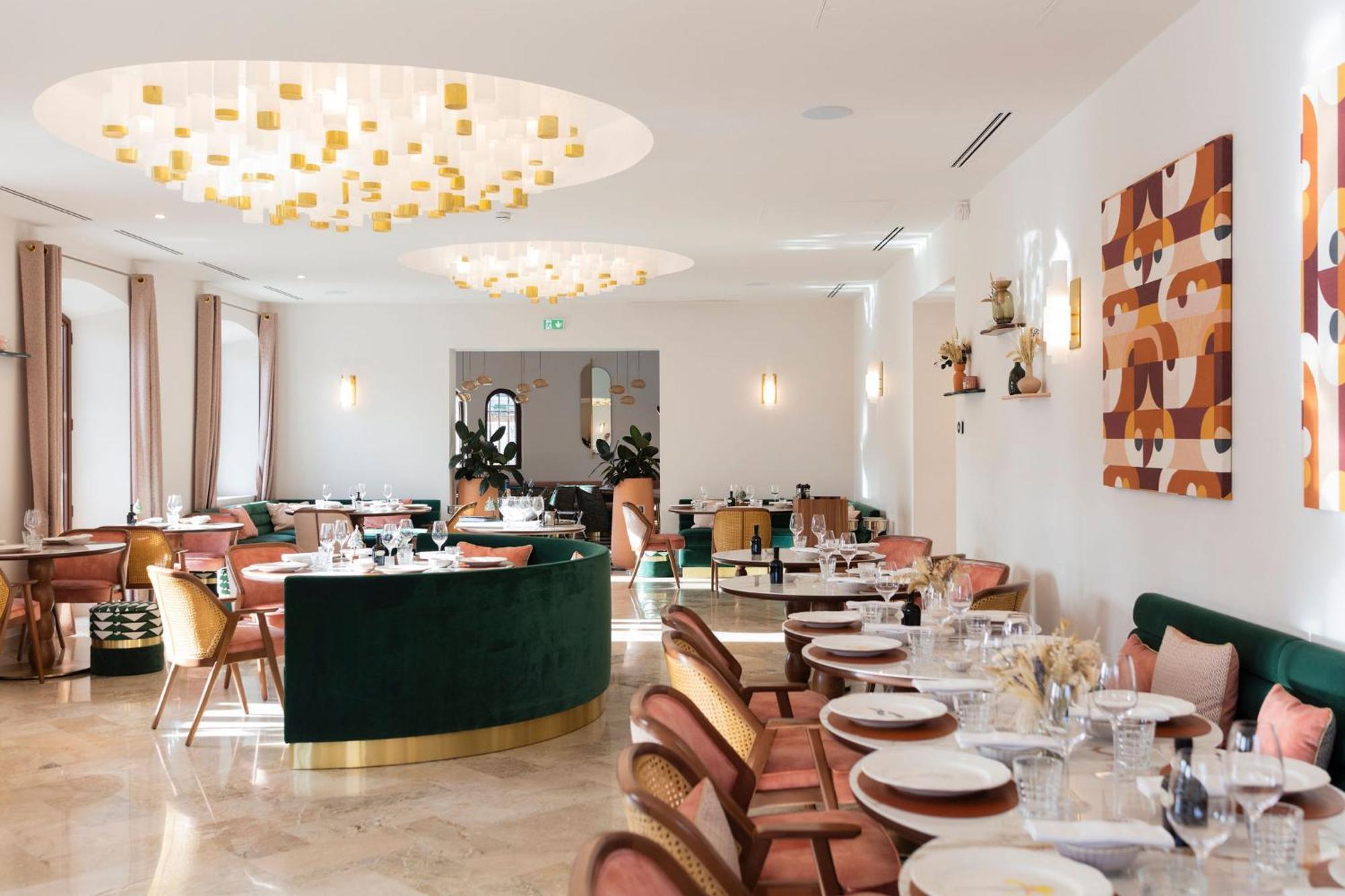 Hotel Et Restaurant La Bastide Bourrelly - Mathias Dandine Cabries Ngoại thất bức ảnh
